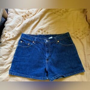 Vintage levi shorts